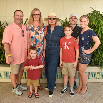 Shull Family, Stan Fredrick, Debbie Lee and Jane Creed on cruise