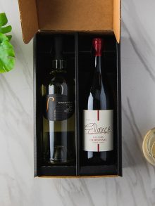 Gift box with two white wines