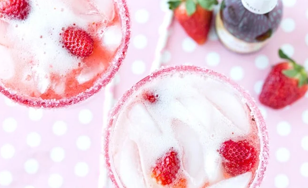 Strawberries and Champagne Margarita 